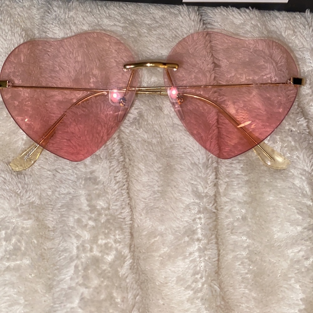 Pink heart glasses in box!